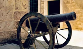 فيديو قصة مدفع رمضان