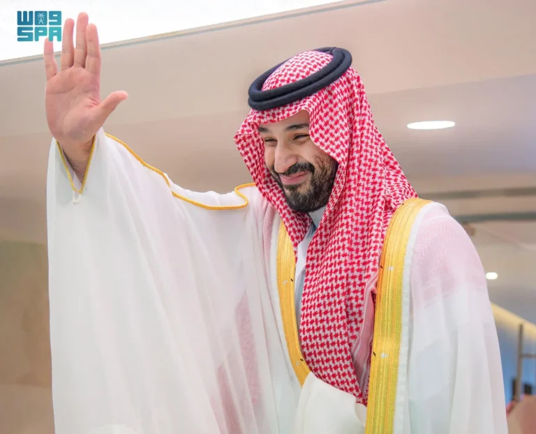 Read more about the article نيابةً عن خادم الحرمين الشريفين.. سمو ولي العهد يتوج فريق الهلال بكأس الملك للموسم الرياضي 2025 – 2026