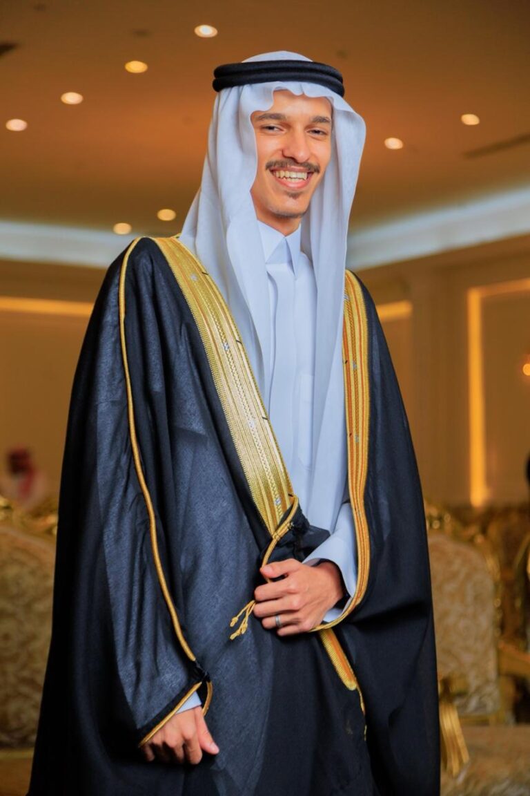 Read more about the article عمر عبدالرحمن الصقير يحتفل بزواجه في جدة